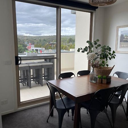 Ferienwohnung Qbn Cracker: 2Br, 2Ba, 2 Secure B/ Ment Car Parks Queanbeyan Exterior foto