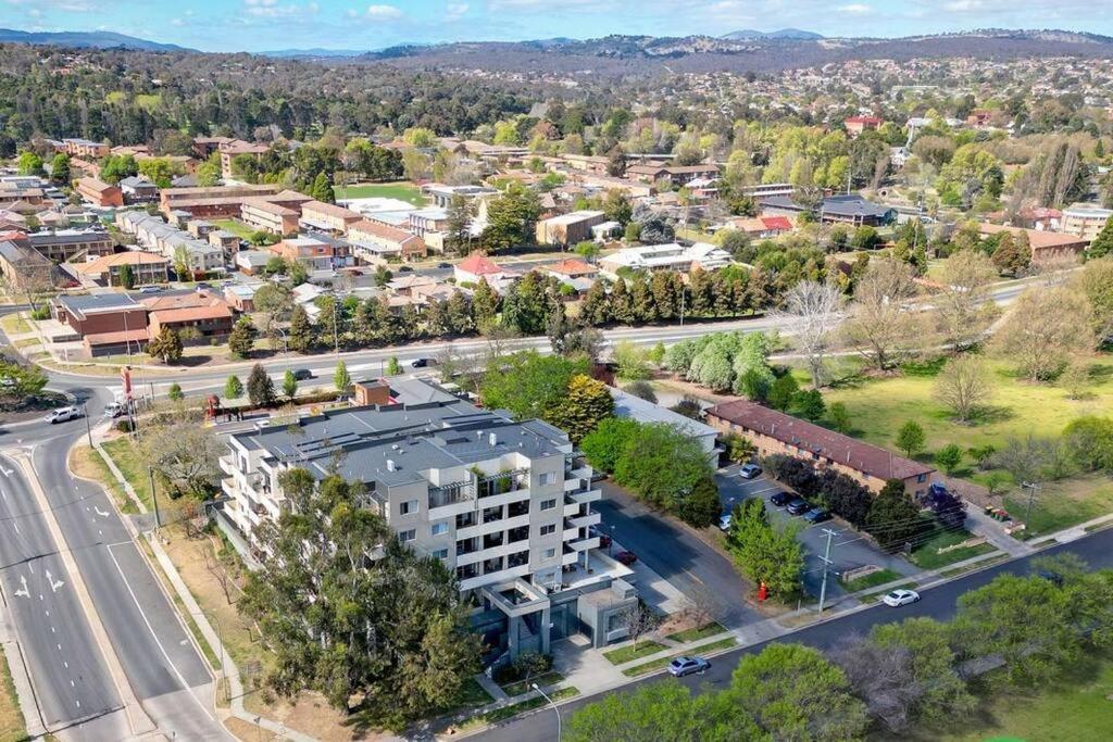 Ferienwohnung Qbn Cracker: 2Br, 2Ba, 2 Secure B/ Ment Car Parks Queanbeyan Exterior foto