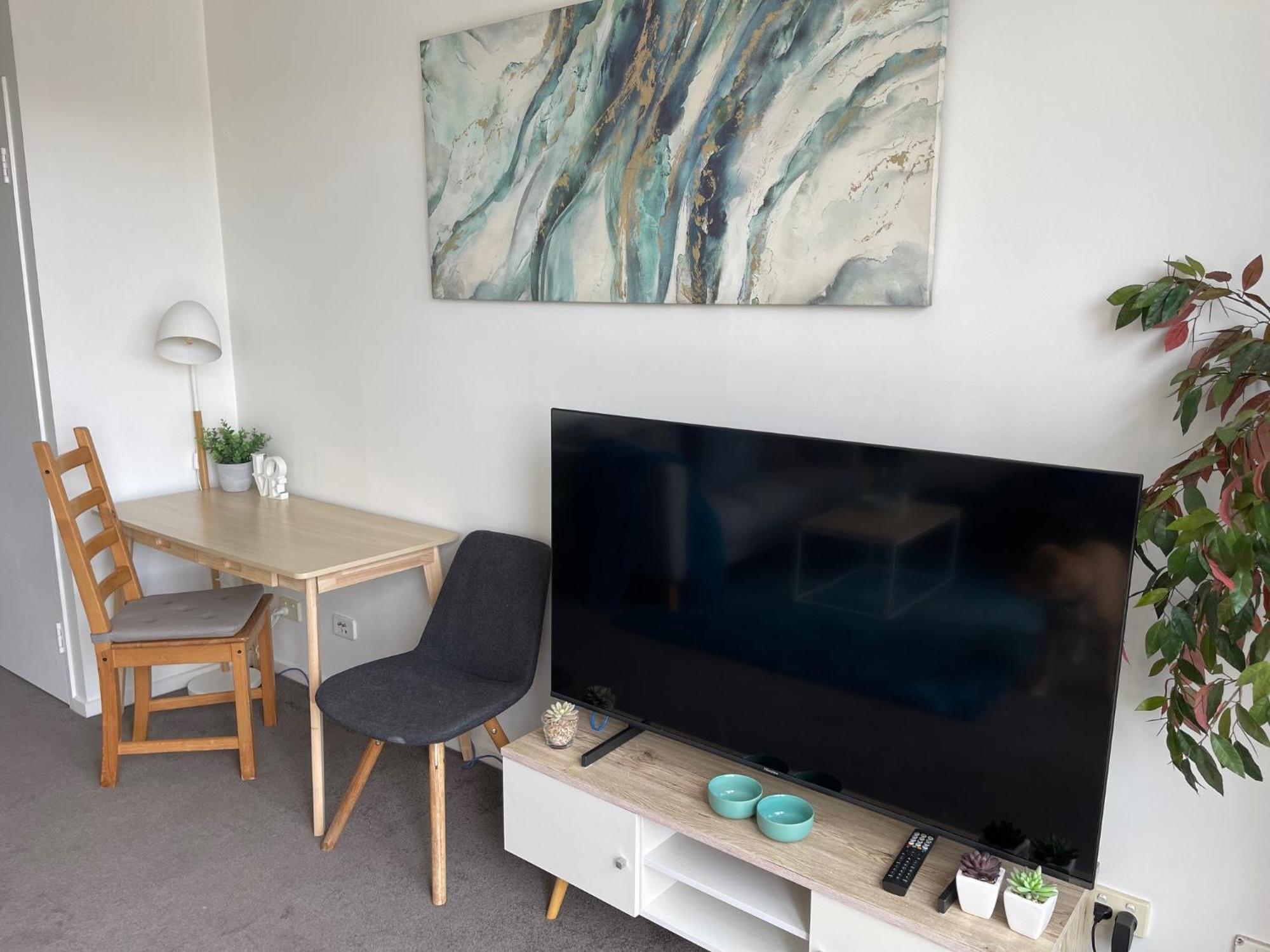 Ferienwohnung Qbn Cracker: 2Br, 2Ba, 2 Secure B/ Ment Car Parks Queanbeyan Exterior foto