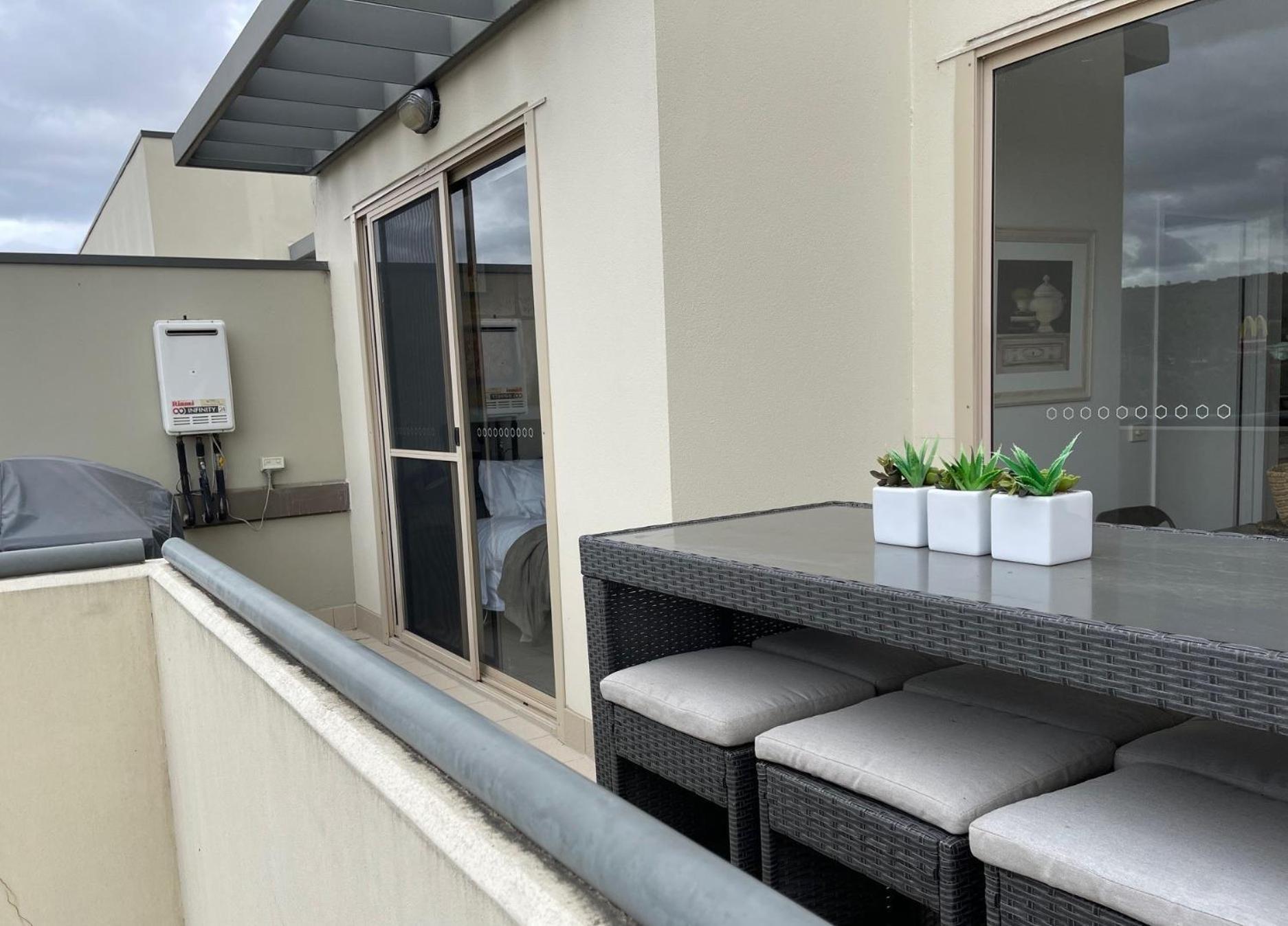 Ferienwohnung Qbn Cracker: 2Br, 2Ba, 2 Secure B/ Ment Car Parks Queanbeyan Exterior foto