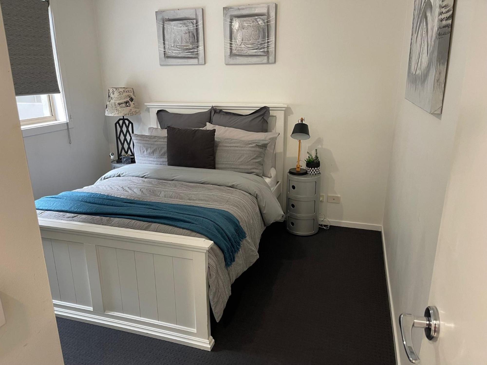 Ferienwohnung Qbn Cracker: 2Br, 2Ba, 2 Secure B/ Ment Car Parks Queanbeyan Exterior foto