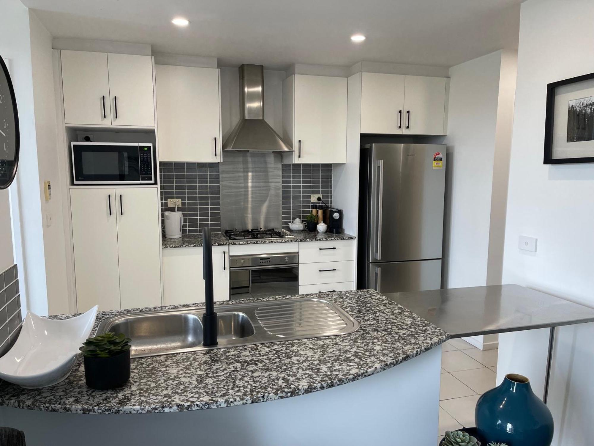 Ferienwohnung Qbn Cracker: 2Br, 2Ba, 2 Secure B/ Ment Car Parks Queanbeyan Exterior foto