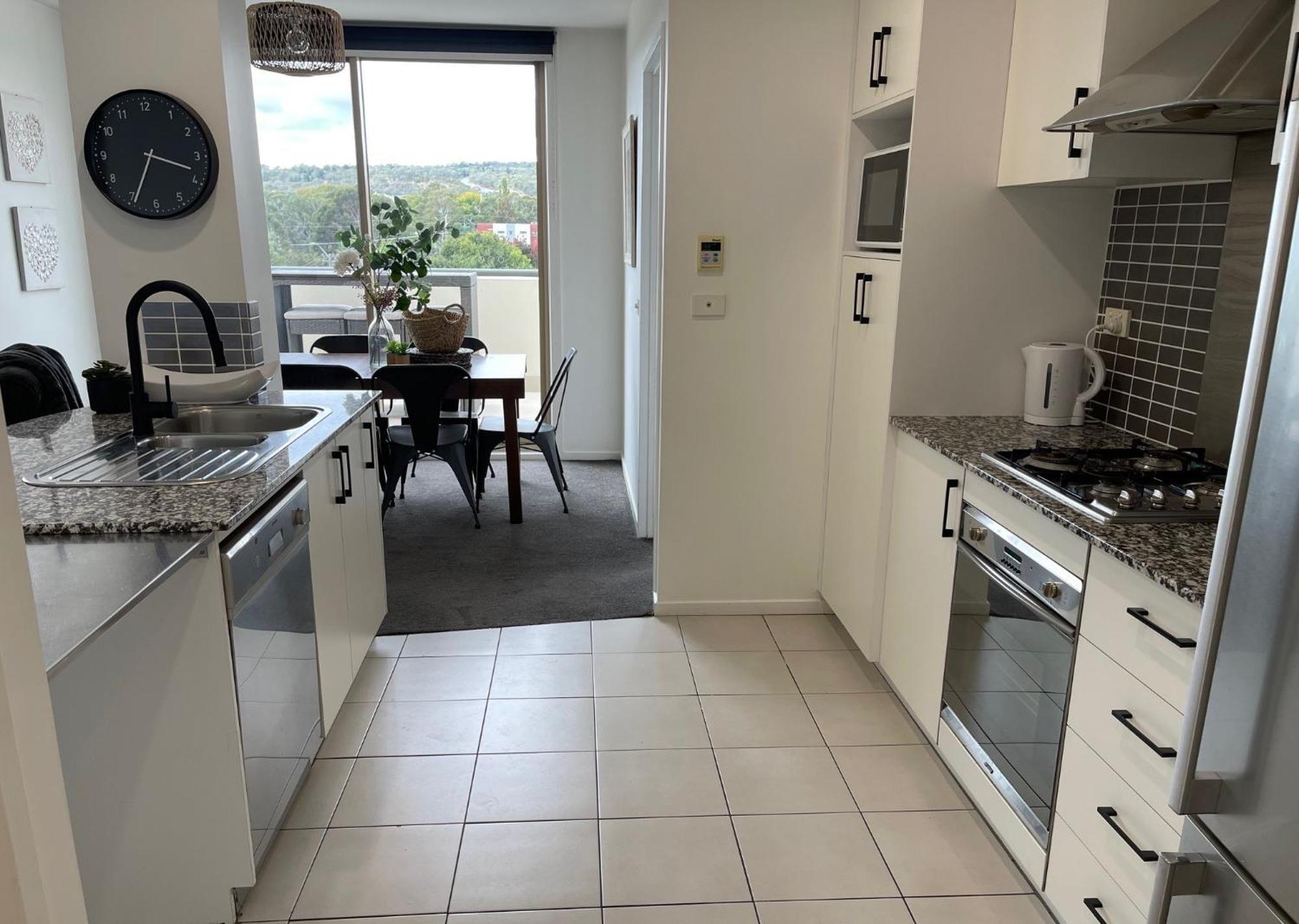 Ferienwohnung Qbn Cracker: 2Br, 2Ba, 2 Secure B/ Ment Car Parks Queanbeyan Exterior foto